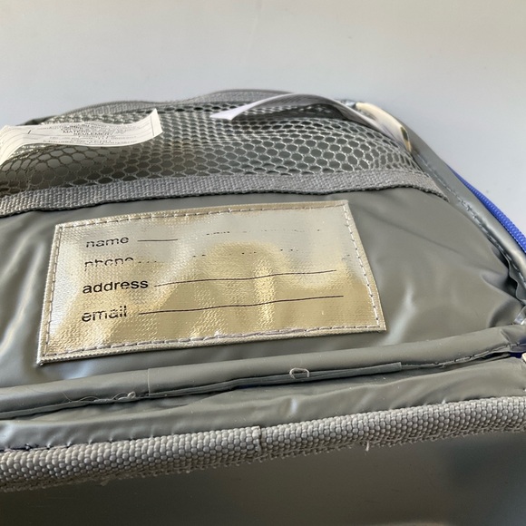 Pottery Barn Kids Shark Print Navy Blue Kids Lunchbox tote Bag - Picture 10 of 12